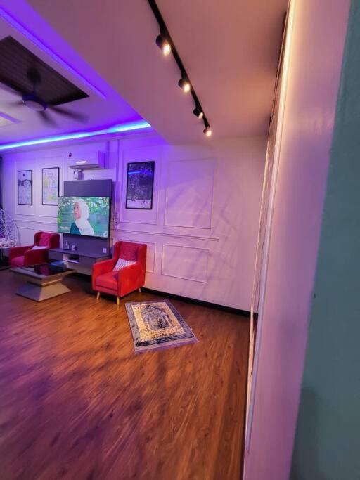 Villa Adn Luxury Karaoke, Pool,netflix,astro,bbq